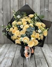 Букет цветов из:  Розы и Лизиантусы в Петровской