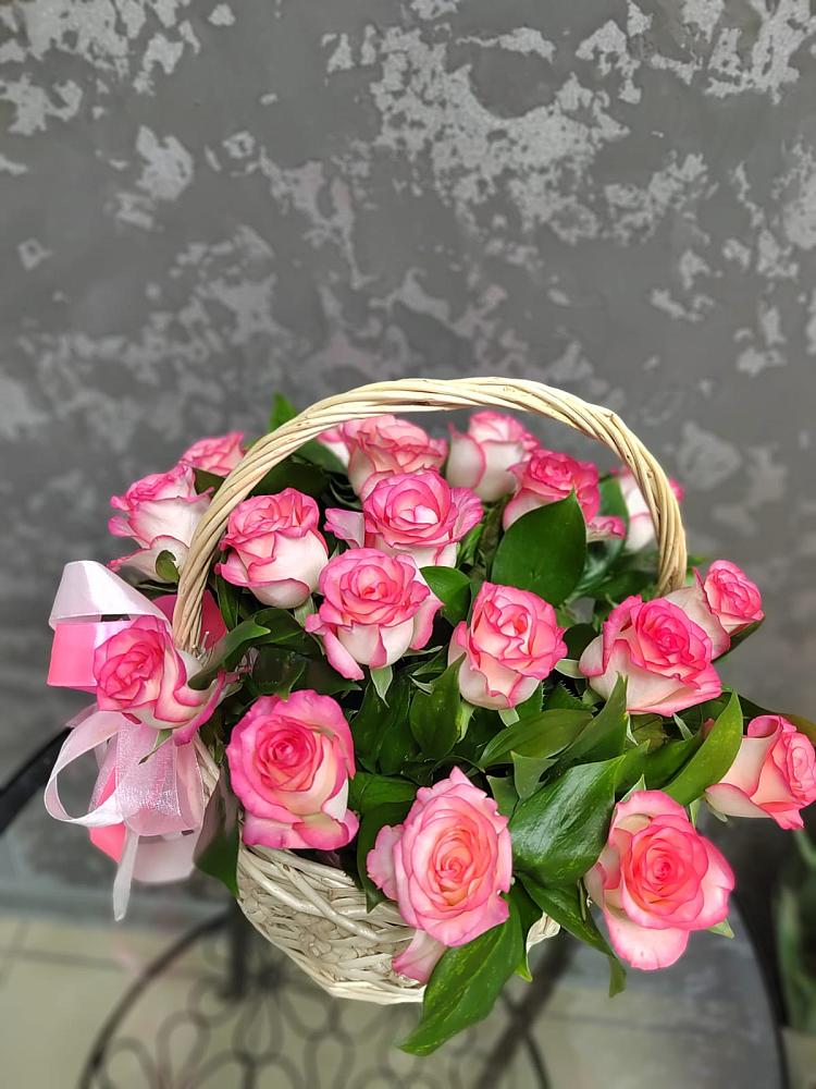 Цветочная композиция из Розы в корзине в Петровской
