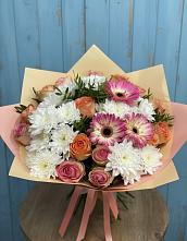 Букет цветов из:  Розы, Герберы и Хризантемы в Петровской