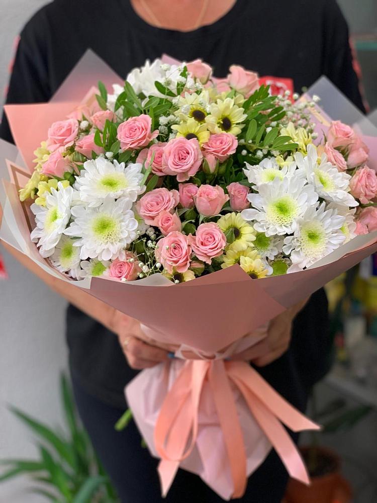 Букет цветов из: Розы и Хризантемы в Петровской