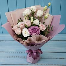 Букет цветов из:  Розы и Лизиантусы #REPLACE_PRED# Петровской