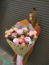 Букет цветов из:  Розы #REPLACE_PRED# Петровской