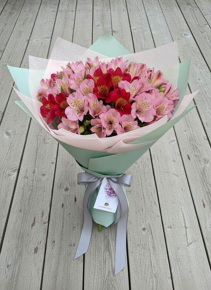 Букет цветов из: Альстромерии в Петровской