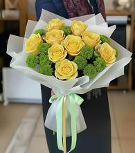 Букет цветов из:  Хризантемы и Розы #REPLACE_PRED# Петровской