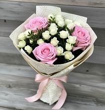 Букет цветов из:  Розы в Петровской
