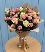 Букет цветов из:  Розы в Петровской