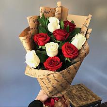 Букет цветов из:  Розы #REPLACE_PRED# Петровской