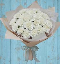 Букет цветов из:  Гвоздики в Петровской