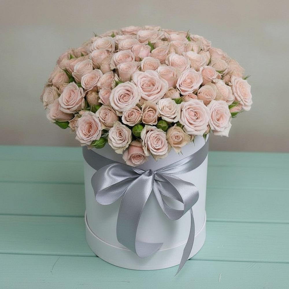 Цветочная композиция из Розы в шляпной коробке в Петровской